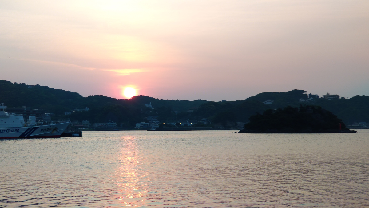 下田港日の出